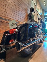 Harley Davidson Heritage Softail 2011-thumb-8