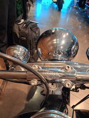 Harley Davidson Heritage Softail 2011-thumb-11