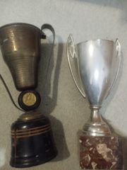 2 κύπελλα