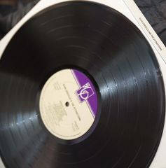 ELVIS COSTELLO & THE ATTRACTIONS - ARMED FORCES-thumb-7