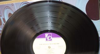 ELVIS COSTELLO & THE ATTRACTIONS - THIS YEARS MODEL-thumb-9