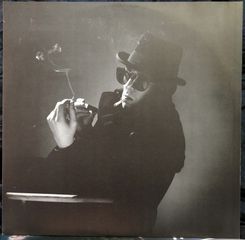 ELVIS COSTELLO & THE ATTRACTIONS - TRUST-thumb-3