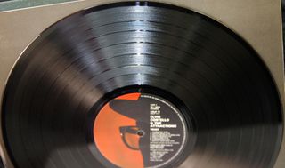 ELVIS COSTELLO & THE ATTRACTIONS - TRUST-thumb-9