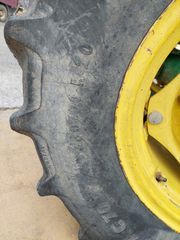 Λάστιχα John Deere 2027-thumb-4