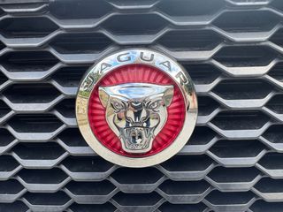 Jaguar E-Pace 2019 R-DYNAMIC DIESEL EURO 6 AWD-thumb-15