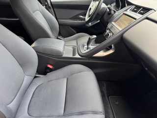 Jaguar E-Pace 2019 R-DYNAMIC DIESEL EURO 6 AWD-thumb-31