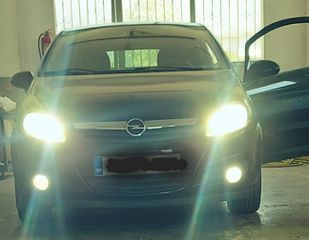 Opel Corsa 2009 S-D-thumb-3