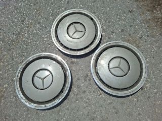 Σετ 3 τάσια για σιδερένιες ζάντες Mercedes-Benz W124 & W201 15 ιντσών