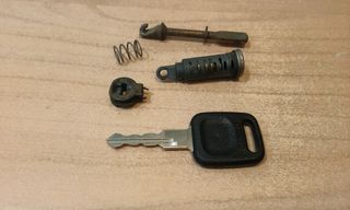 Caddy Κλειδαριά  *-thumb-2