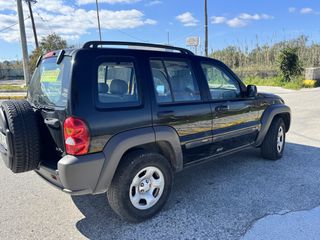 Jeep Cherokee 2005 3700-thumb-8