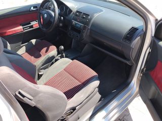 Volkswagen Polo 2007-thumb-9