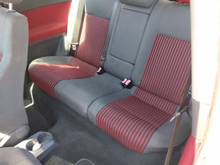 Volkswagen Polo 2007-thumb-11