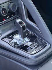 Jaguar F-Type 2019 R-DYNAMIC PANORAMA P300 FACELIFT-thumb-26