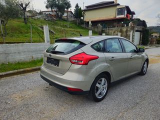 Ford Focus 2016 EcoBoost 1.0 125hp Full Extra-thumb-8