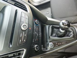 Ford Focus 2016 EcoBoost 1.0 125hp Full Extra-thumb-24