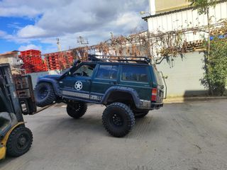 Jeep Cherokee 2000