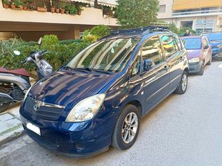Toyota Corolla Verso 2002 1.6 VVT-i