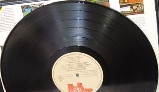 ERIC CLAPTON - NO REASON TO CRY-thumb-11