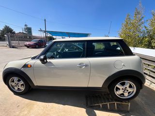 Mini ONE 2011-thumb-4