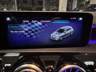 Mercedes-Benz A 35 AMG 2020 4MATIC-HEAD UP-PANORAMA-ZANTA 19''-thumb-29
