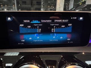 Mercedes-Benz A 35 AMG 2020 4MATIC-HEAD UP-PANORAMA-ZANTA 19''-thumb-31