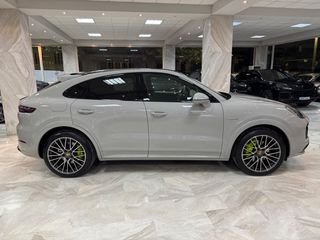 Porsche Cayenne 2020 COUPE-GTS-ZANTA 21''-MONITORS BACK SEATS-thumb-9
