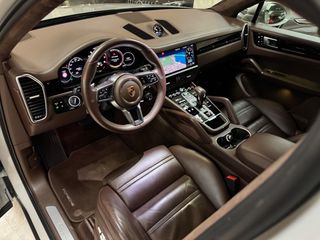 Porsche Cayenne 2020 COUPE-GTS-ZANTA 21''-MONITORS BACK SEATS-thumb-28
