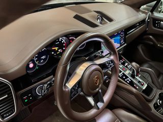 Porsche Cayenne 2020 COUPE-GTS-ZANTA 21''-MONITORS BACK SEATS-thumb-40