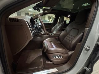 Porsche Cayenne 2020 COUPE-GTS-ZANTA 21''-MONITORS BACK SEATS-thumb-33