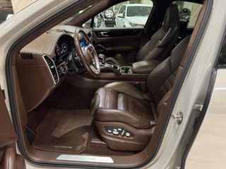 Porsche Cayenne 2020 COUPE-GTS-ZANTA 21''-MONITORS BACK SEATS-thumb-54