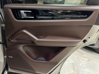 Porsche Cayenne 2020 COUPE-GTS-ZANTA 21''-MONITORS BACK SEATS-thumb-66