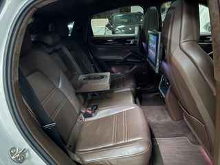 Porsche Cayenne 2020 COUPE-GTS-ZANTA 21''-MONITORS BACK SEATS-thumb-55