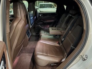Porsche Cayenne 2020 COUPE-GTS-ZANTA 21''-MONITORS BACK SEATS-thumb-59
