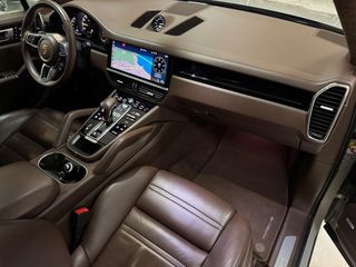 Porsche Cayenne 2020 COUPE-GTS-ZANTA 21''-MONITORS BACK SEATS-thumb-39