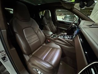 Porsche Cayenne 2020 COUPE-GTS-ZANTA 21''-MONITORS BACK SEATS-thumb-42