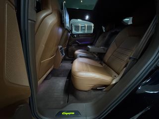 Porsche Cayenne 2020 COUPE-GTS-PANORAMA-MONITORS BACK SEATS-ZANTA 22''-thumb-64