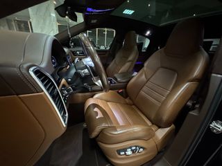 Porsche Cayenne 2020 COUPE-GTS-PANORAMA-MONITORS BACK SEATS-ZANTA 22''-thumb-52