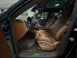 Porsche Cayenne 2020 COUPE-GTS-PANORAMA-MONITORS BACK SEATS-ZANTA 22''-thumb-55