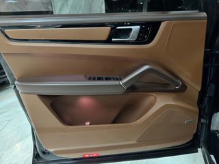 Porsche Cayenne 2020 COUPE-GTS-PANORAMA-MONITORS BACK SEATS-ZANTA 22''-thumb-69