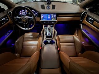 Porsche Cayenne 2020 COUPE-GTS-PANORAMA-MONITORS BACK SEATS-ZANTA 22''-thumb-23