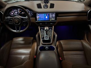 Porsche Cayenne 2020 COUPE-GTS-PANORAMA-MONITORS BACK SEATS-ZANTA 22''-thumb-32