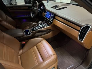 Porsche Cayenne 2020 COUPE-GTS-PANORAMA-MONITORS BACK SEATS-ZANTA 22''-thumb-31