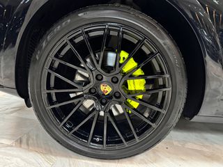 Porsche Cayenne 2020 COUPE-GTS-PANORAMA-MONITORS BACK SEATS-ZANTA 22''-thumb-19