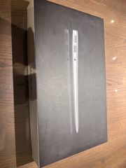 Macbook Air 11.6”-thumb-9