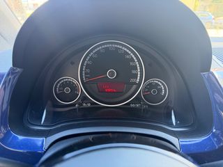 Volkswagen Up 2016-thumb-9