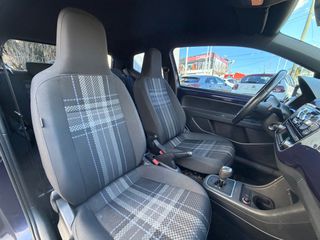 Volkswagen Up 2016-thumb-12