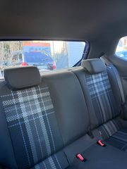 Volkswagen Up 2016-thumb-13