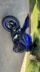 Yamaha YZF-R3 2023 R3-thumb-3