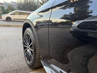 Mercedes-Benz GLC 350 2019 E 4MATIC 7G-TRONIC PLUS AMG LINE AIR MATIC-thumb-20