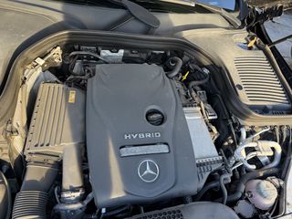 Mercedes-Benz GLC 350 2019 E 4MATIC 7G-TRONIC PLUS AMG LINE AIR MATIC-thumb-33
